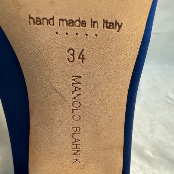 Manolo Blahnik Blue Satin Heels with Embellished Buckle - Picture 7 of 9